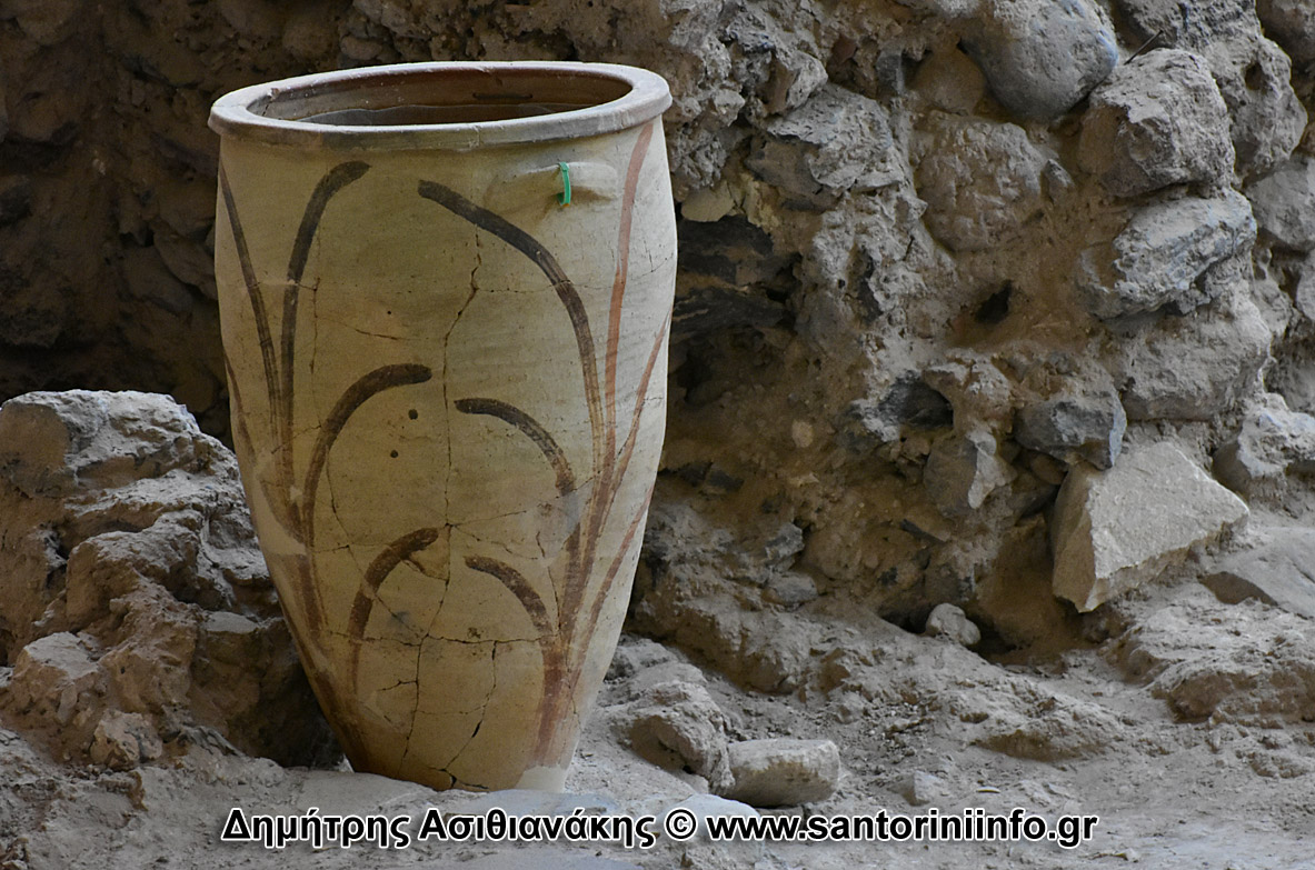 Κεραμικά στο Ακρωτήρι Φωτογραφίες