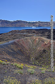 Σαντορίνη ο κρατήρας του Ηφαιστείου στη νέα καμμένη